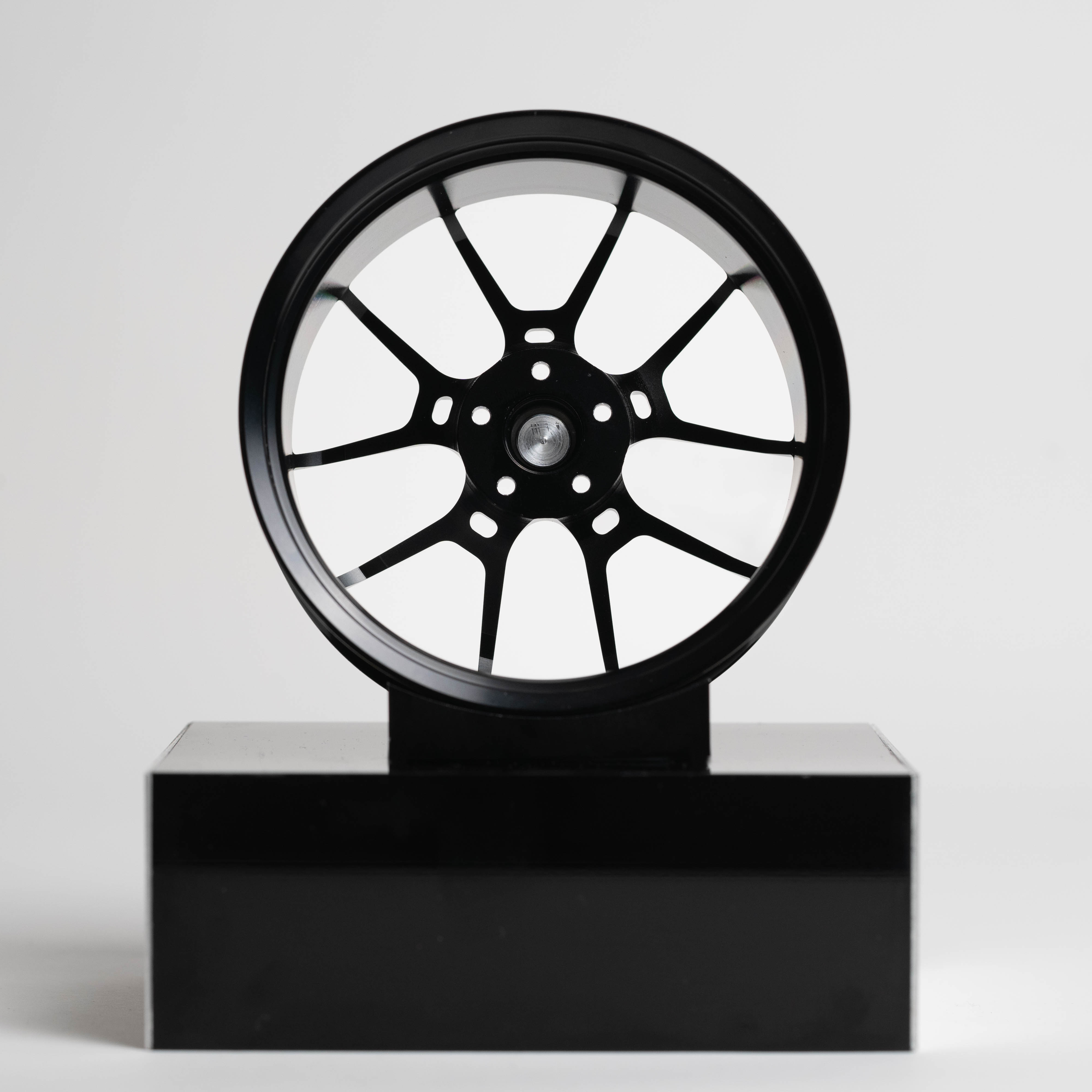 G025 | Black Edition