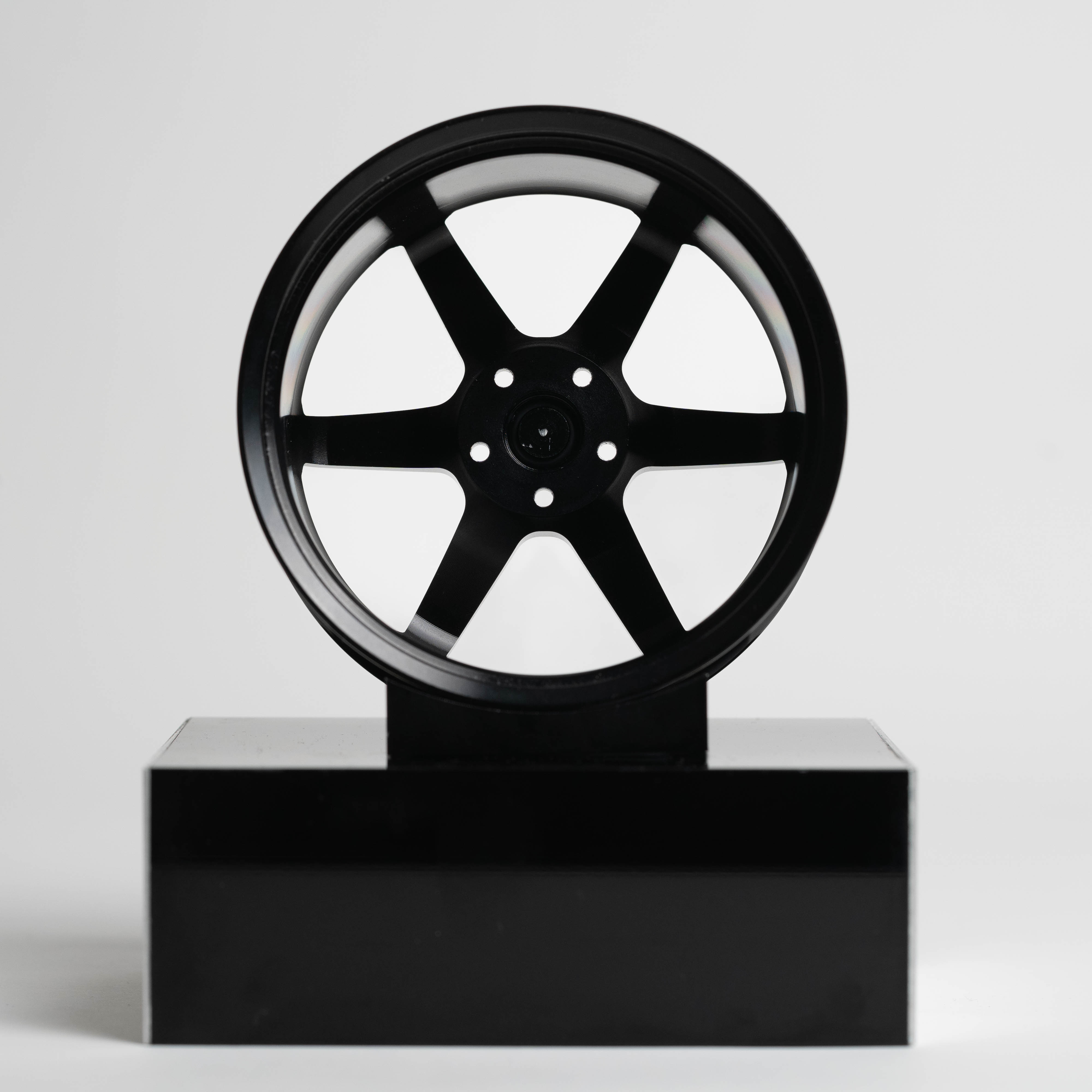 TE37 | Black Edition | Red