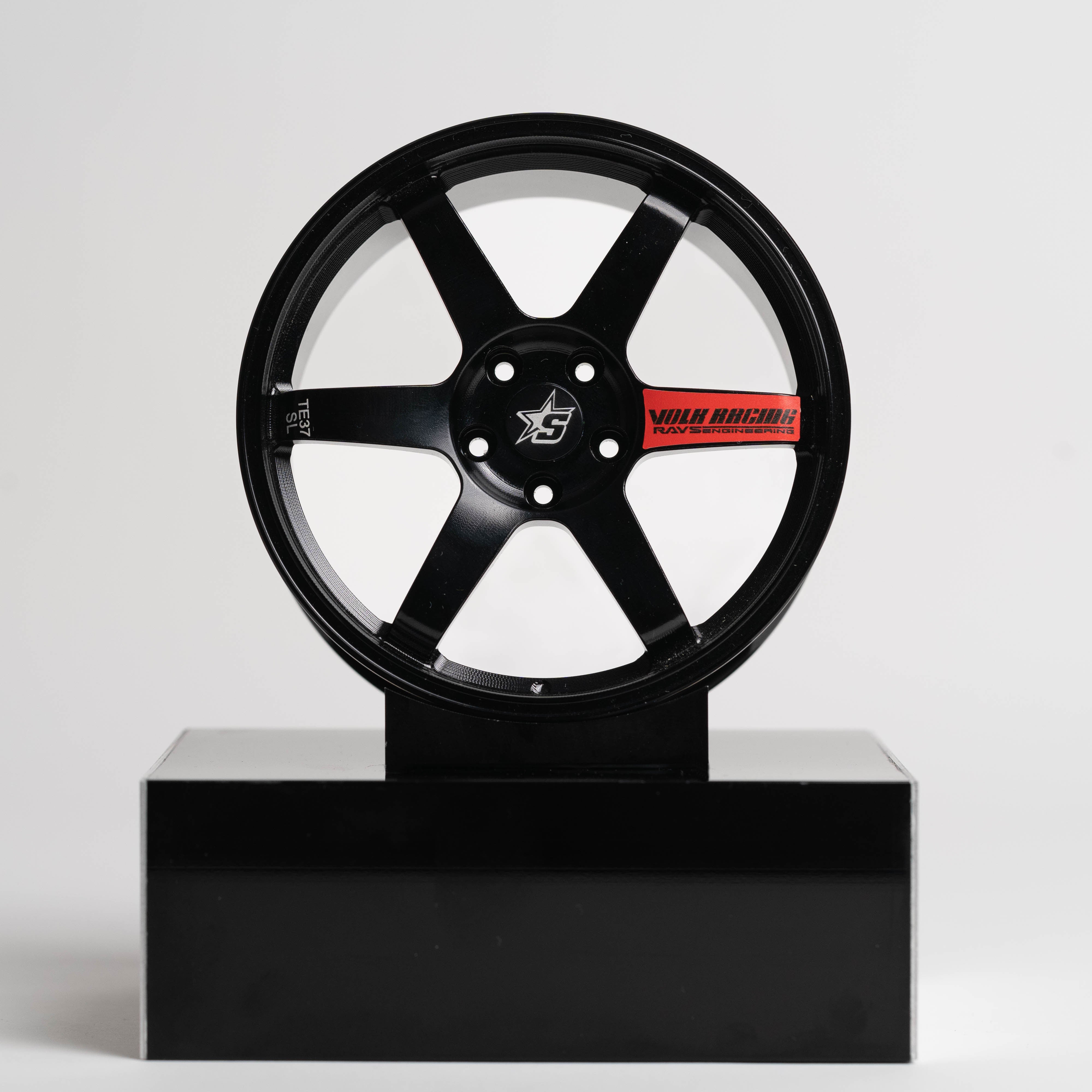 TE37 | Black Edition | Red