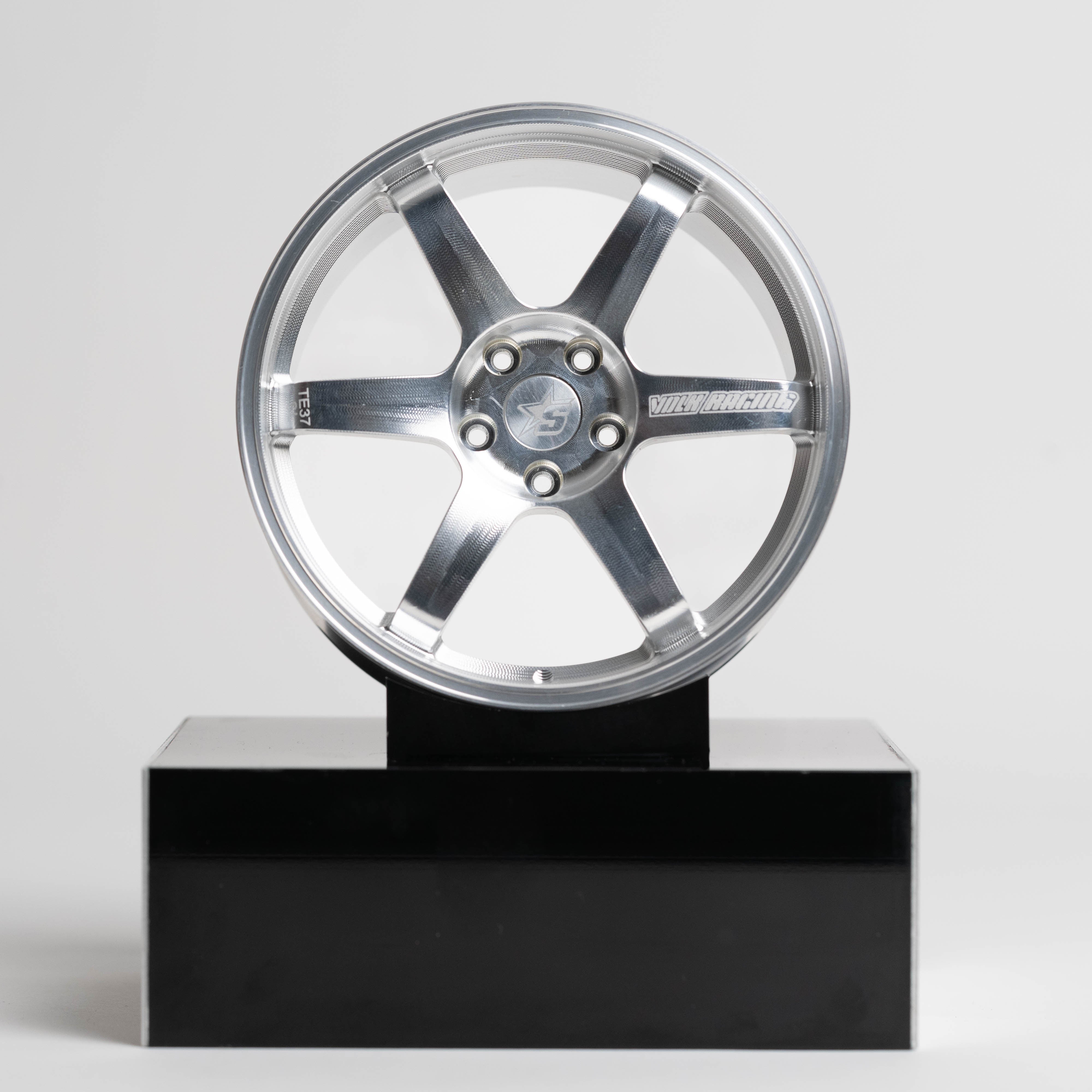 TE37 | Diamond Silver