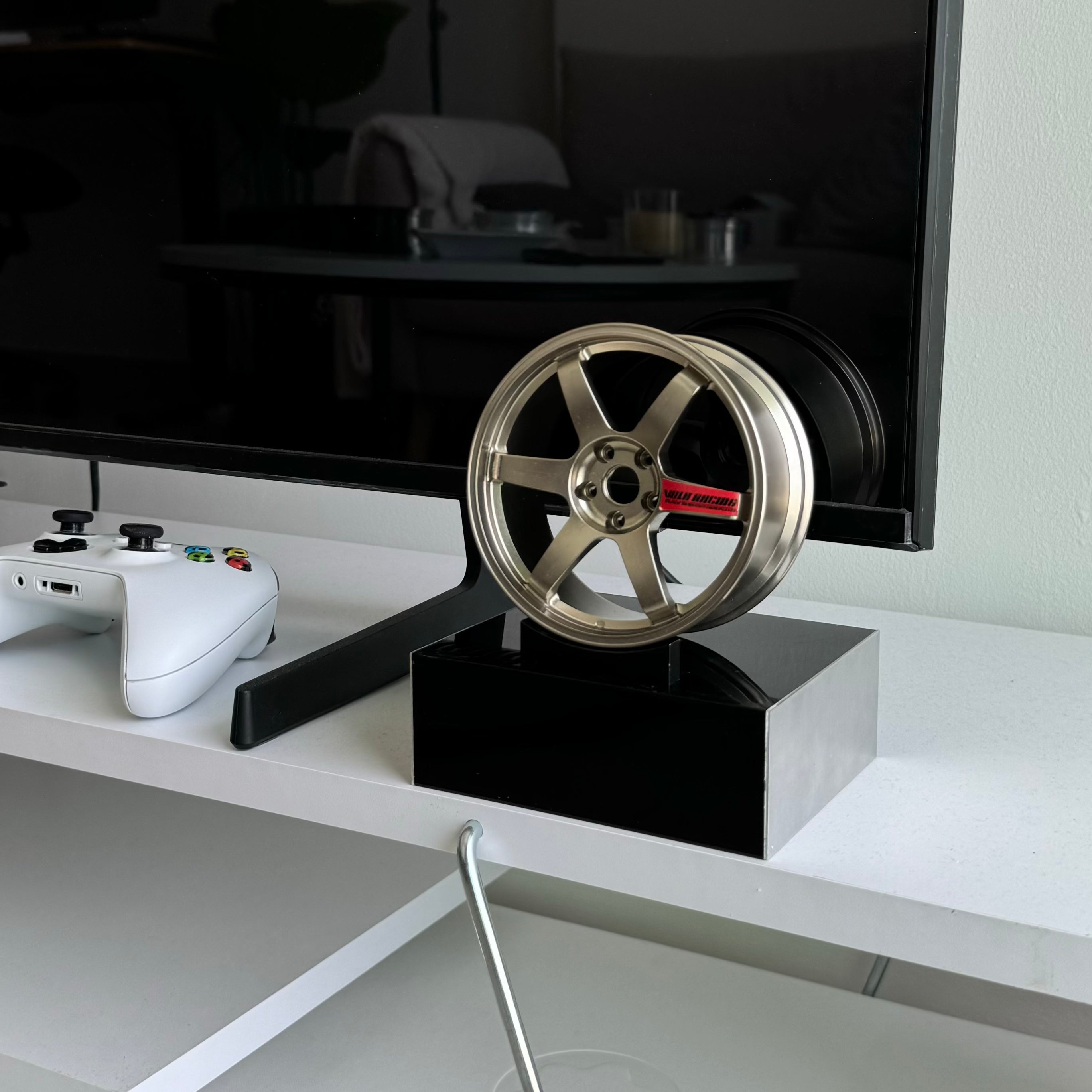 TE37 | Gold Edition | Red