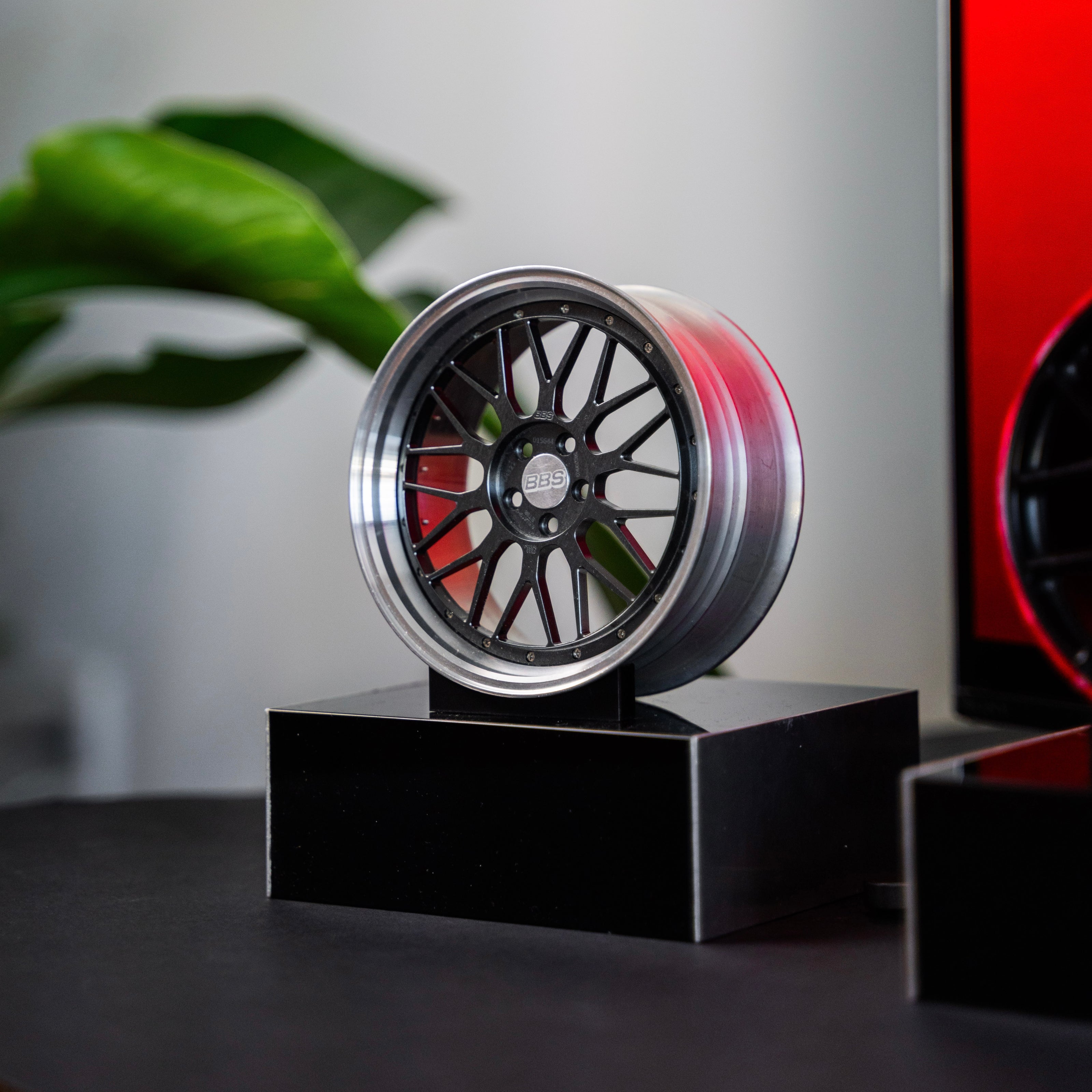 Miniature Base Rim Design Black | Rim Base