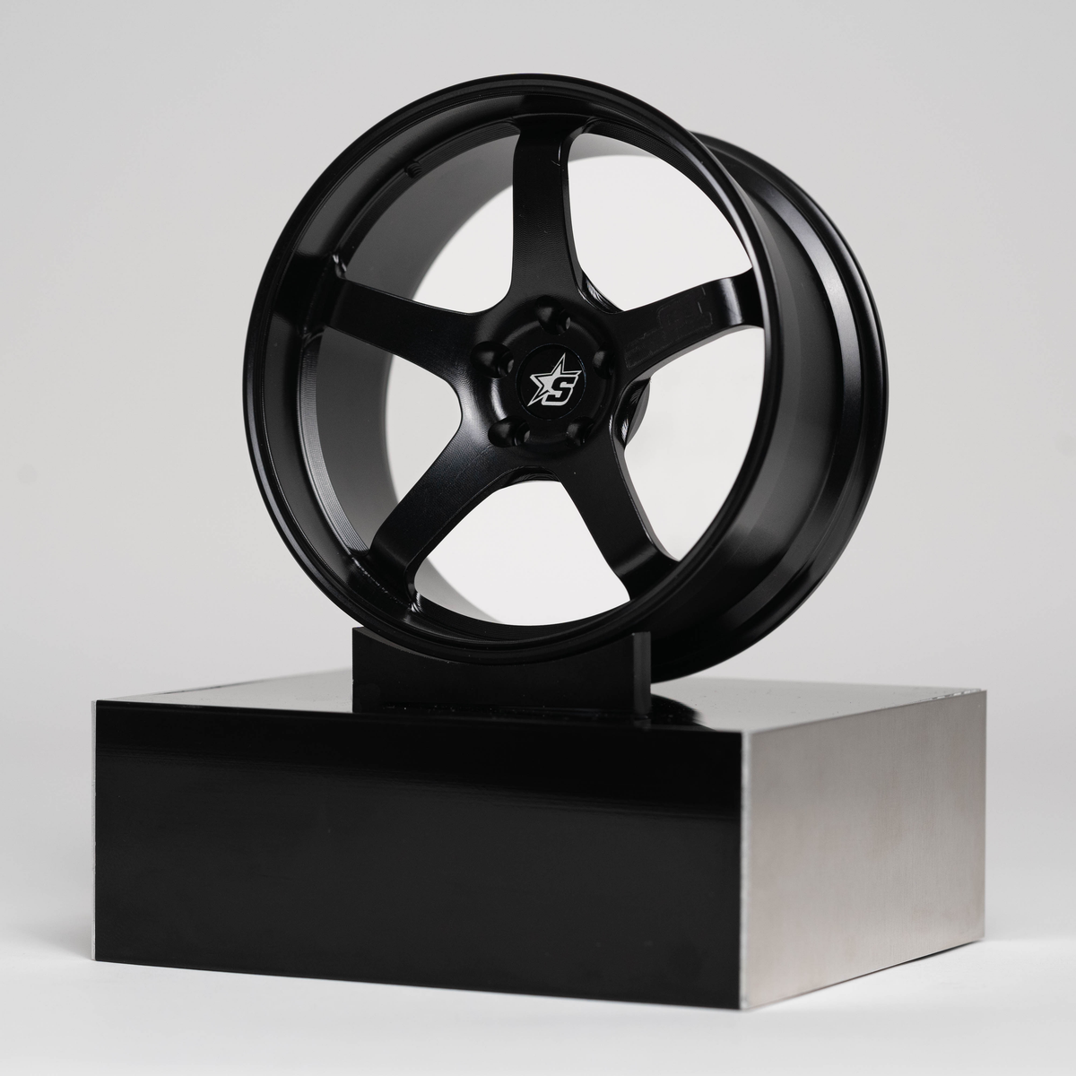 Advance Rt Rims ADVAN GT | Black Edition