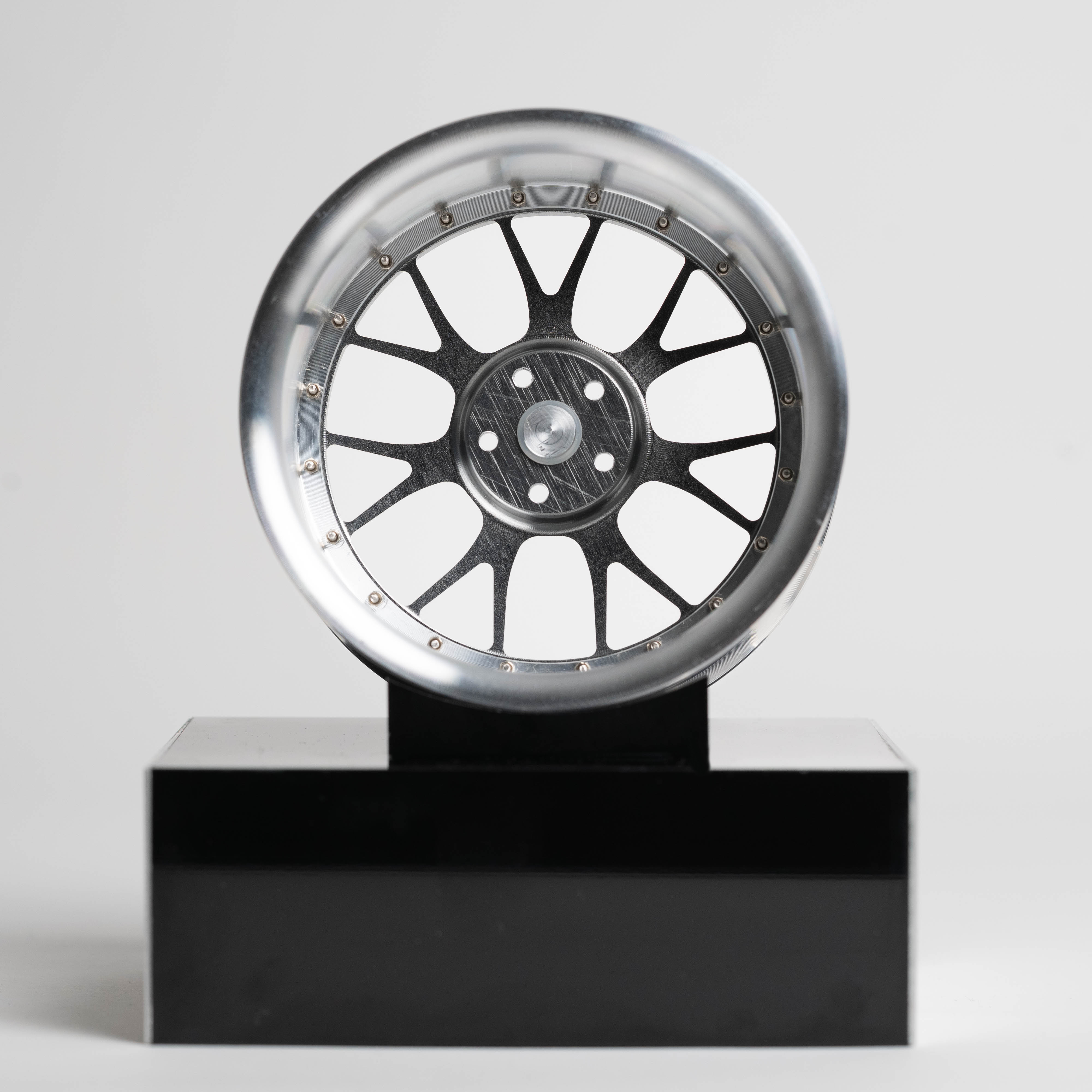 BBS LM-R | Platinum Grey