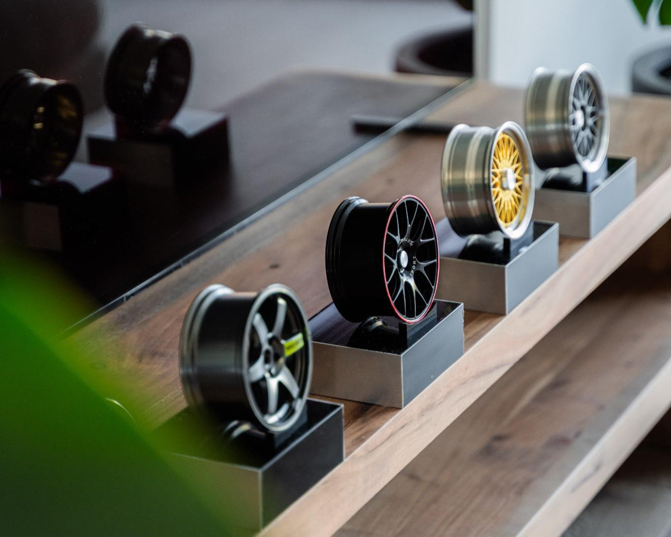 新品 TE37 stance rim ミニチュアオブジェ スタンスリムPGカラー 新品 TE37 stance rim ミニチュアオブジェ スタンスリムPGカラー