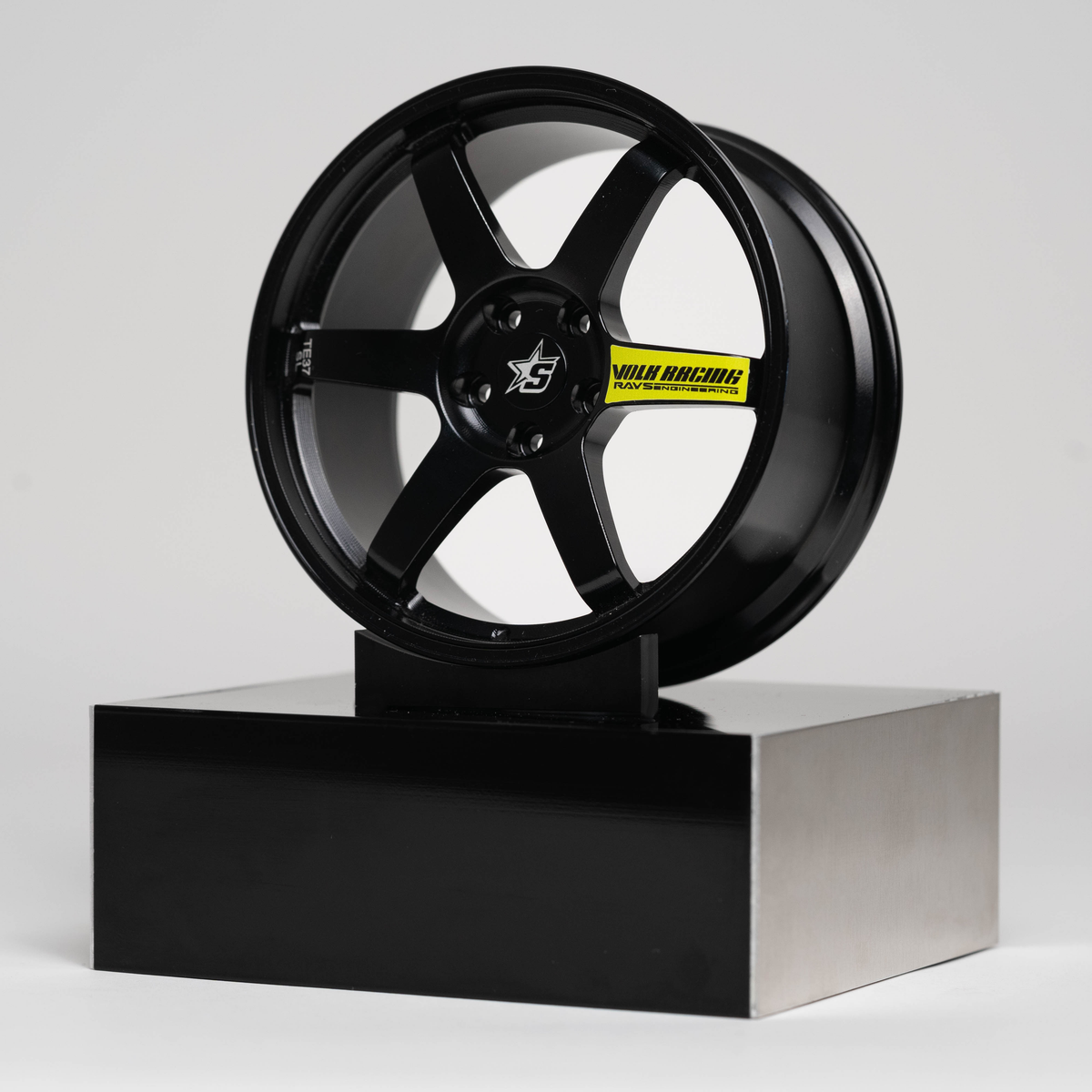 TE37 | Black Edition | Yellow